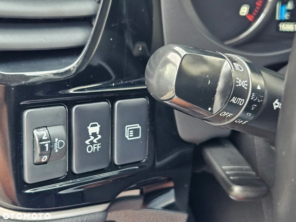 Mitsubishi Outlander 2.0 Invite + 2WD - 36