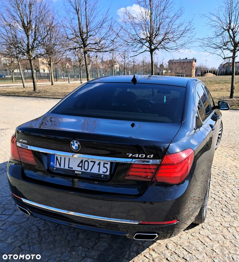 BMW Seria 7 740d - 11