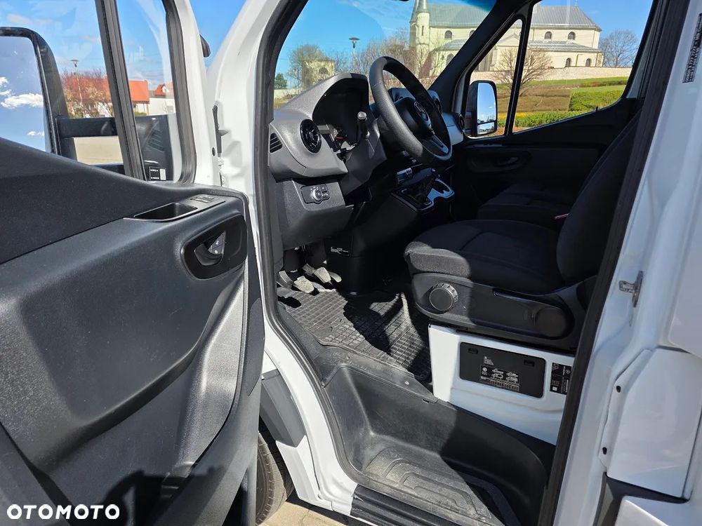 Mercedes-Benz Sprinter chłodnia mroźnia 316  Thermo king + zasilanie elektryczne - 16