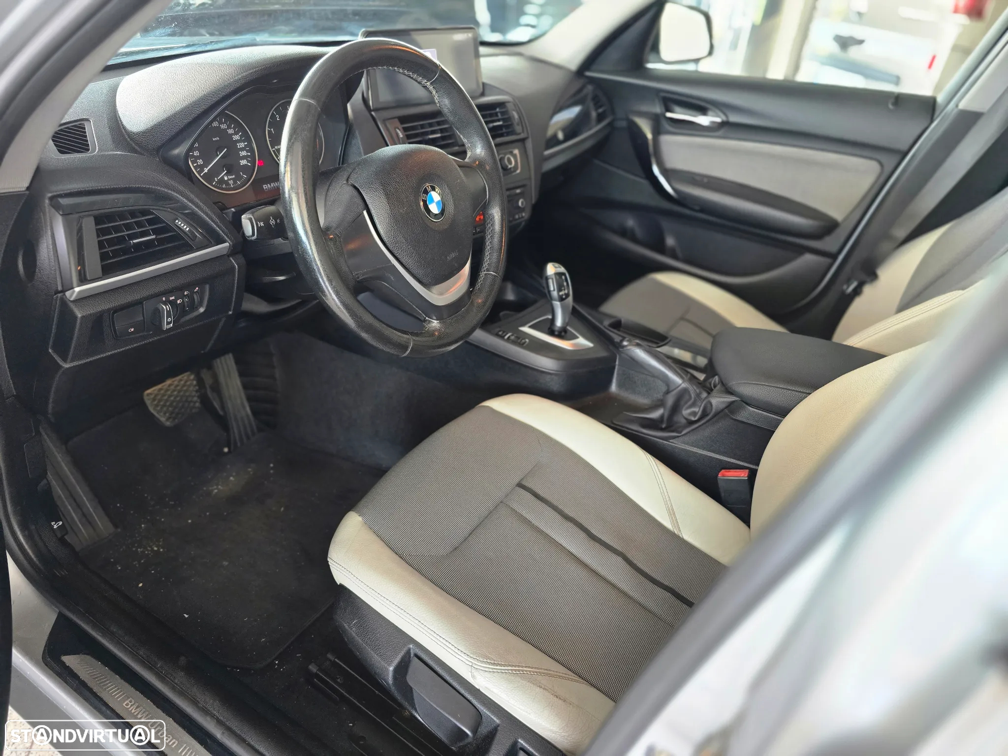 BMW 116 dA Line Urban - 10