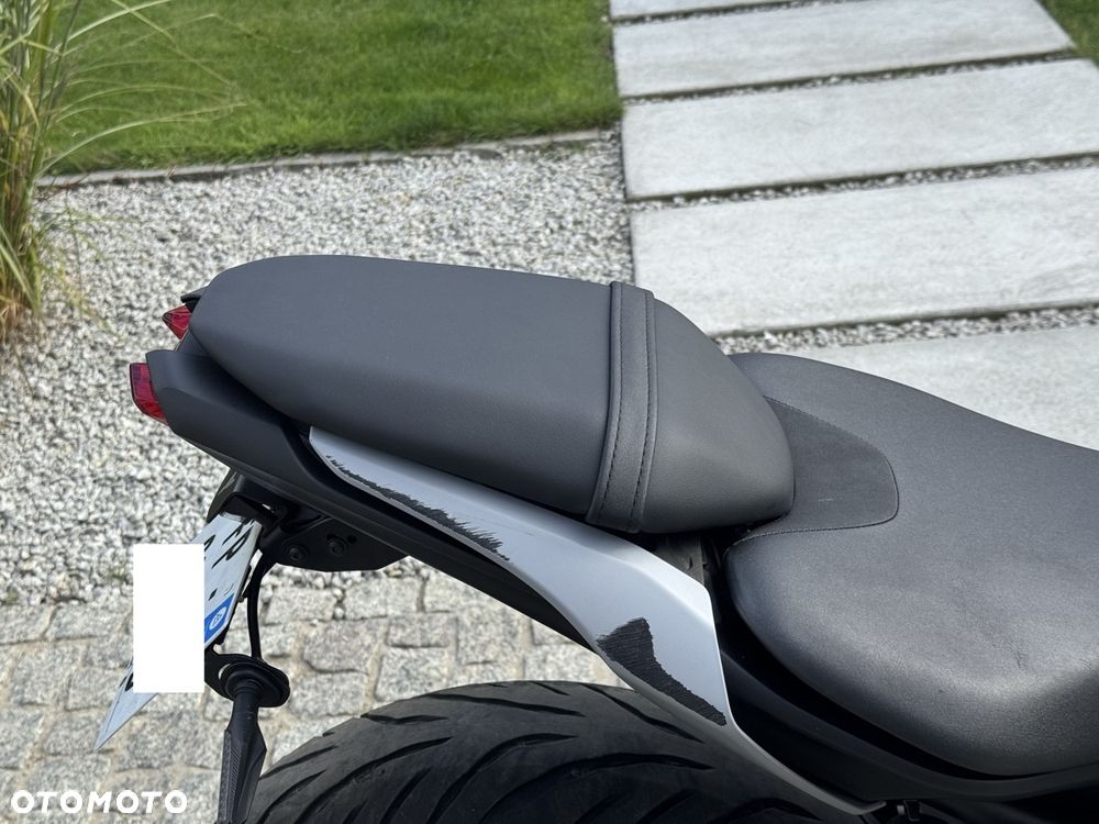 Yamaha MT - 21