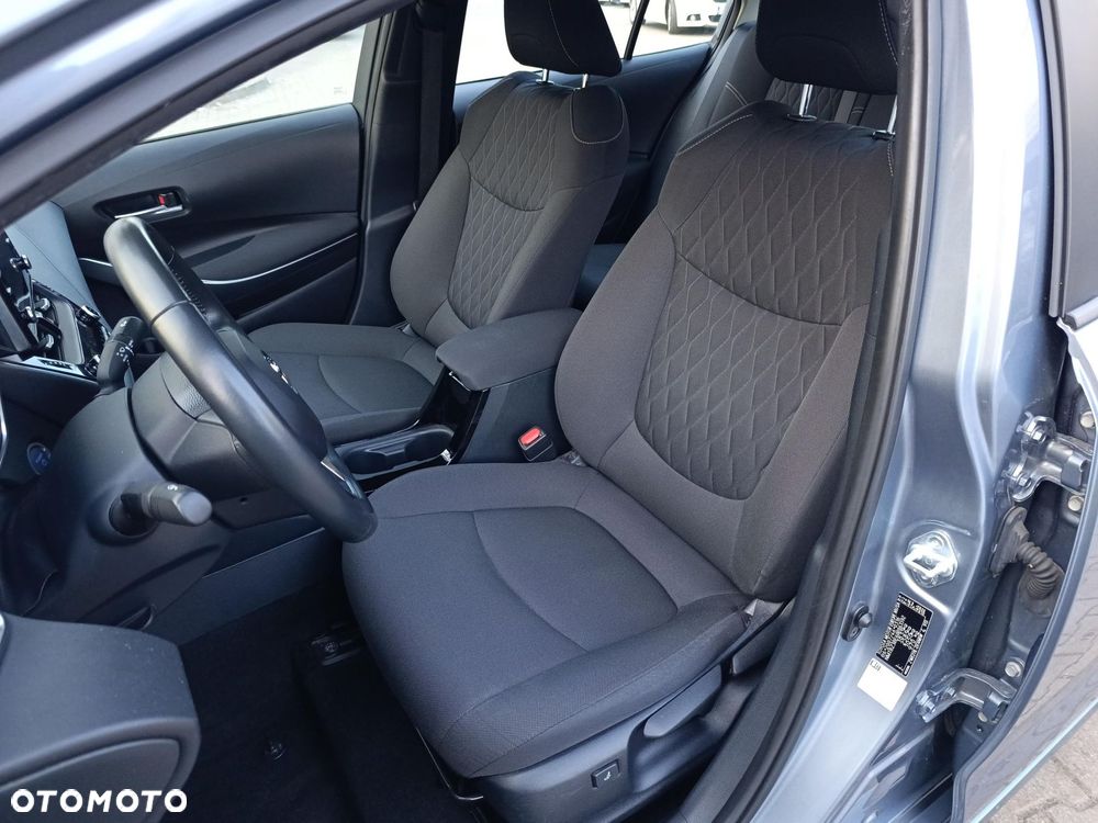 Toyota Corolla 1.8 Hybrid Comfort - 25