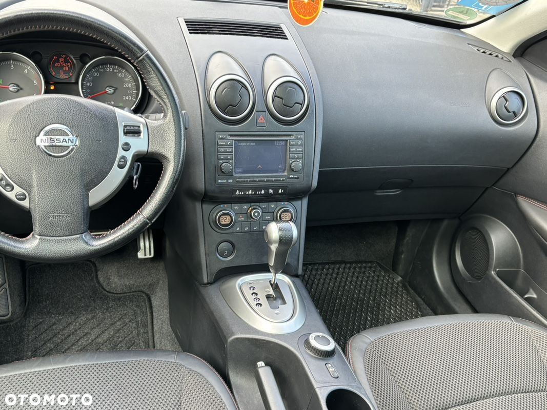 Nissan Qashqai 2.0 dCi 4 x 4 DPF I-Way - 4