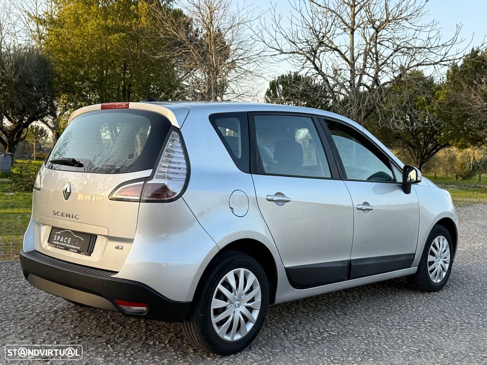 Renault Scénic Energy dCi 110 S&S Paris - 10