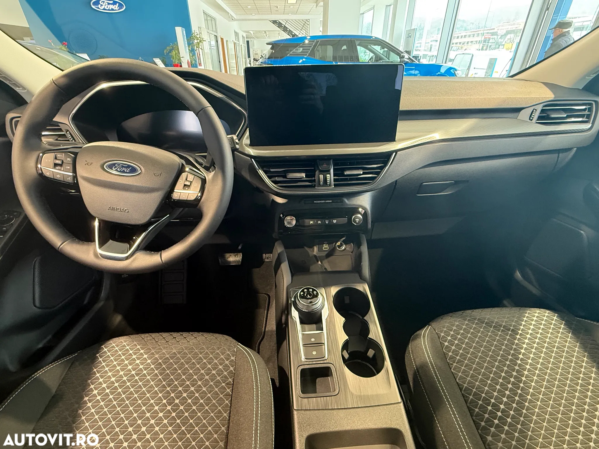 Ford Kuga 1.5 EcoBoost A8 FWD Titanium - 9