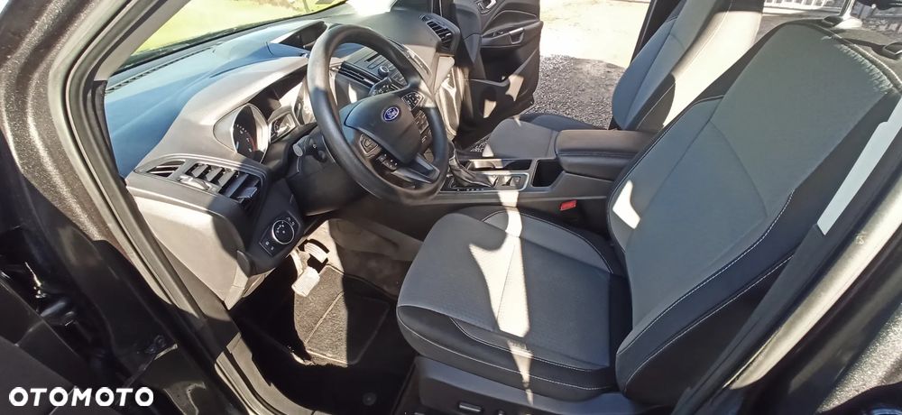 Ford Kuga - 13