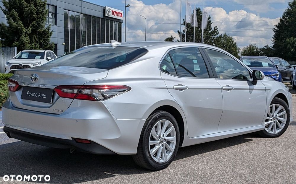 Toyota Camry 2.5 Hybrid Comfort CVT - 19