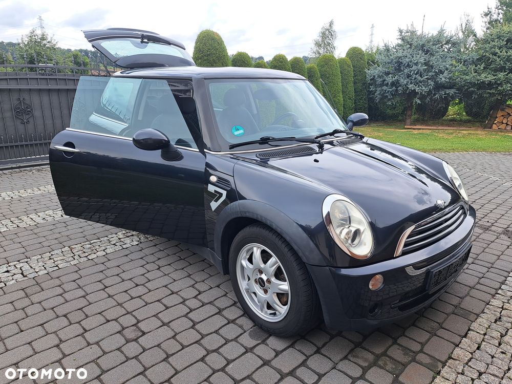 MINI ONE Seven - 26