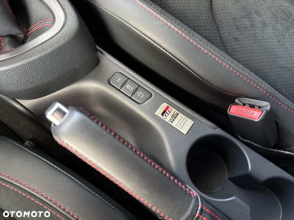 Toyota Yaris GR 1.6 Dynamic - 27