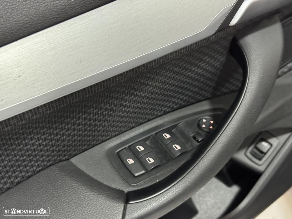 BMW X1 16 d sDrive Advantage Auto - 23