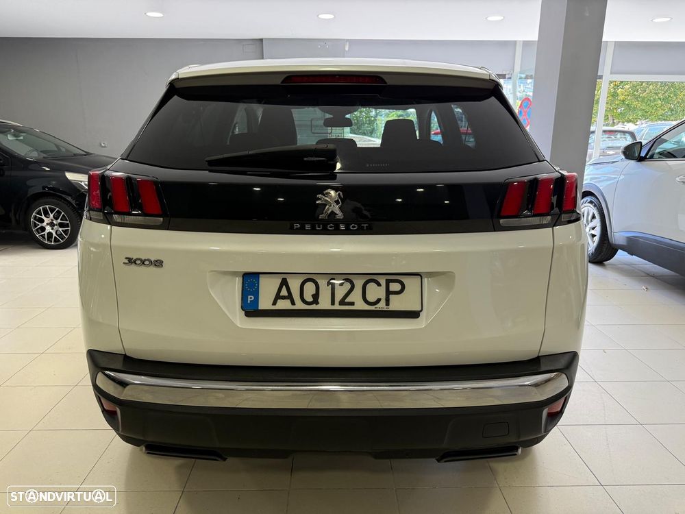 Peugeot 3008 1.5 BlueHDi Allure Baixo Consumo EAT8 - 11