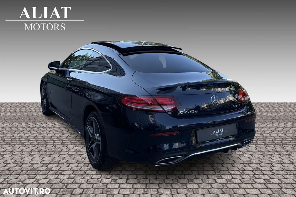 Mercedes-Benz C 220 d 4MATIC 9G-TRONIC AMG Line Plus - 9
