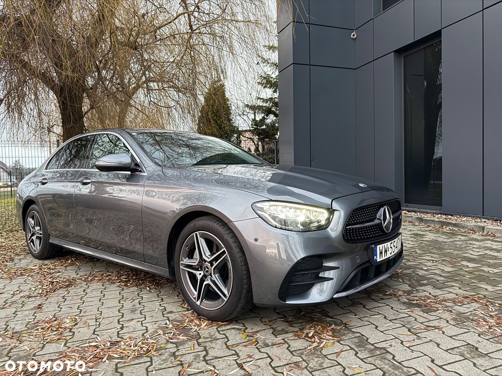 Mercedes-Benz Klasa E 220 d 4Matic 9G-TRONIC AMG Line - 7
