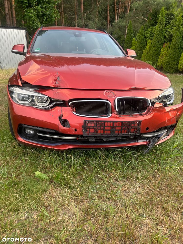 BMW Seria 3 318i - 1