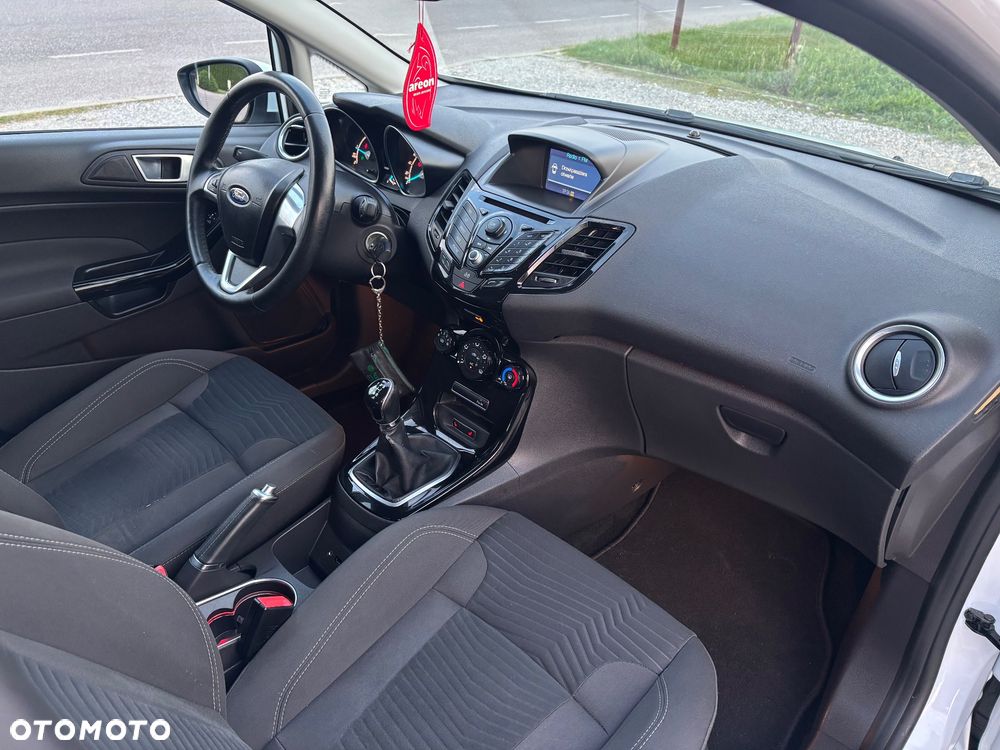 Ford Fiesta - 11
