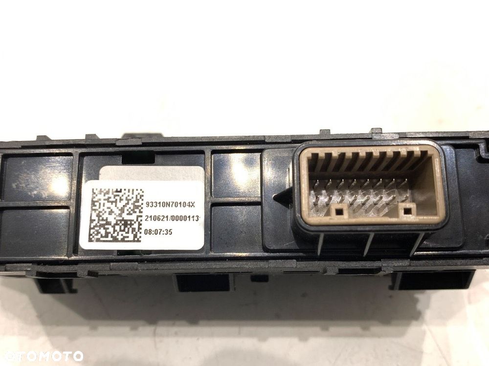 PRZEŁĄCZNIK OGRZEWANIA FOTELA  HYUNDAI TUCSON (NX4E, NX4A) 2020 - 2022 1.6 T-GDi 110 kW [150 KM] - 3