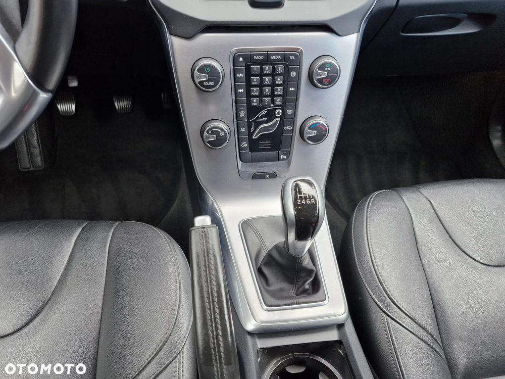 Volvo V40 D2 Inscription - 31