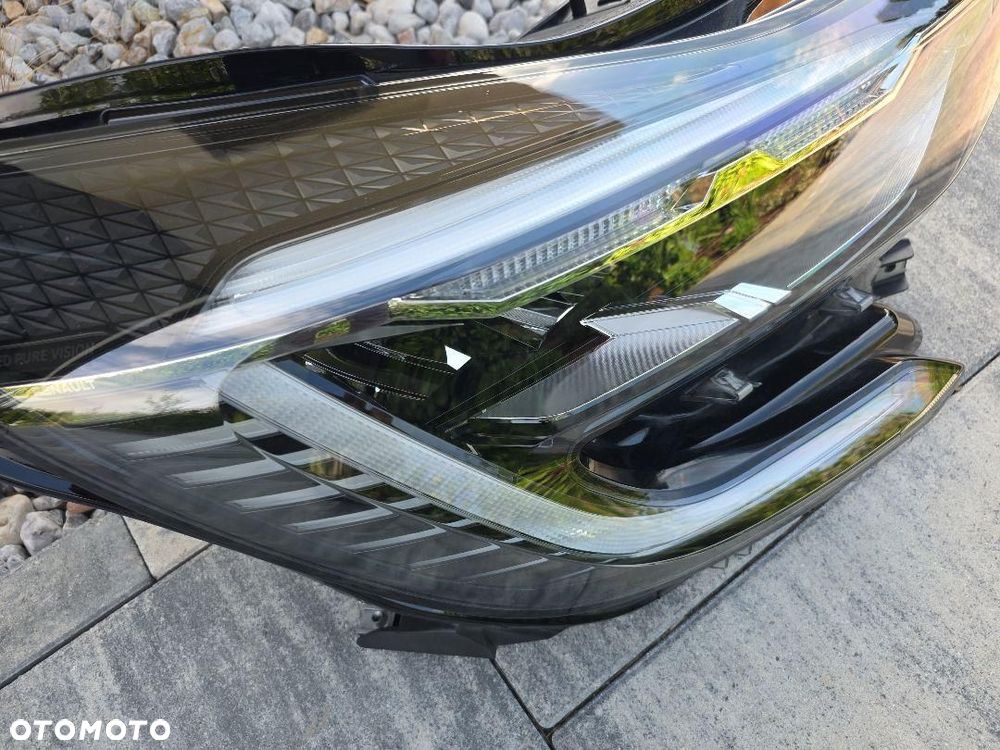 RENAULT CAPTUR 2 II Prawa Kompletna Full Led 260104900R Długi Led Chrom - 6