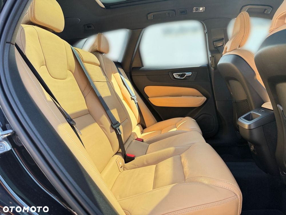 Volvo XC 60 - 29
