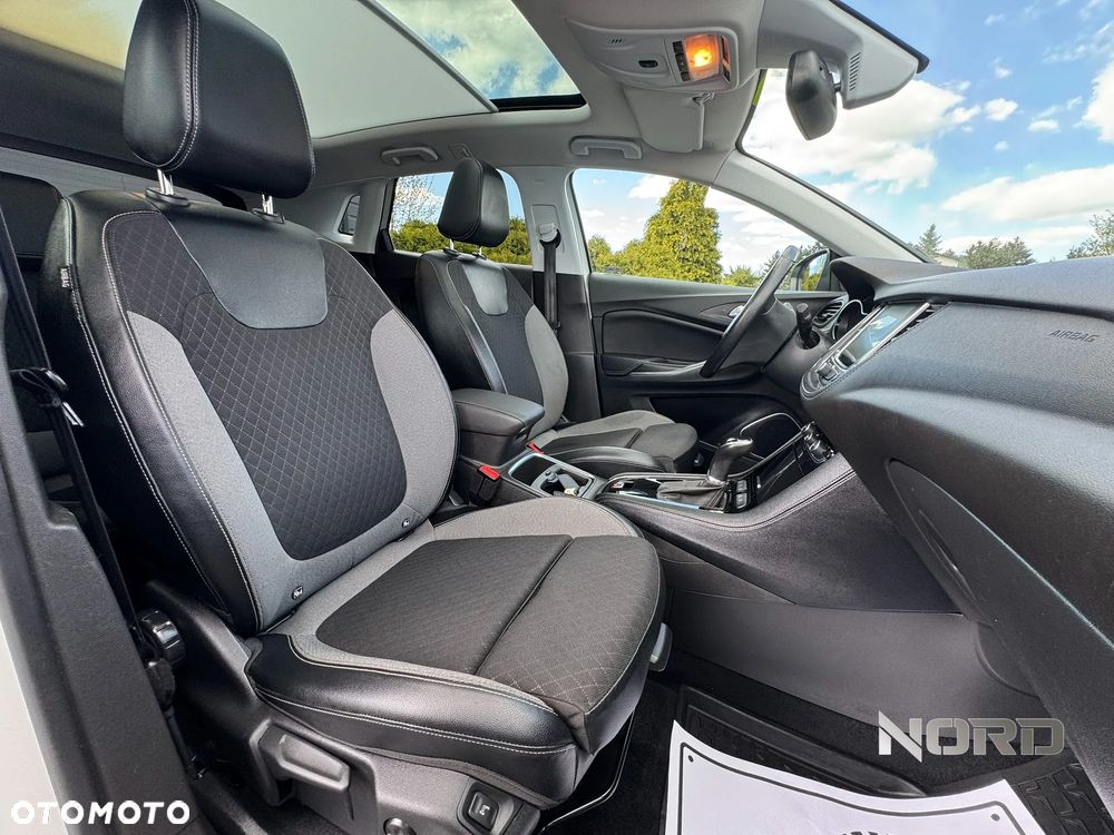 Opel Grandland X 1.2 T Innovation S&S - 17