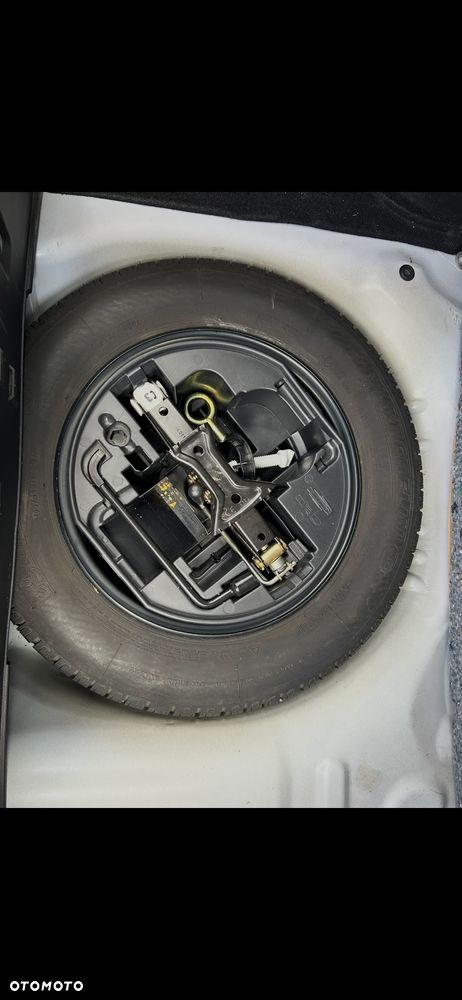 Citroën C3 1.2 PureTech Shine S&S - 17