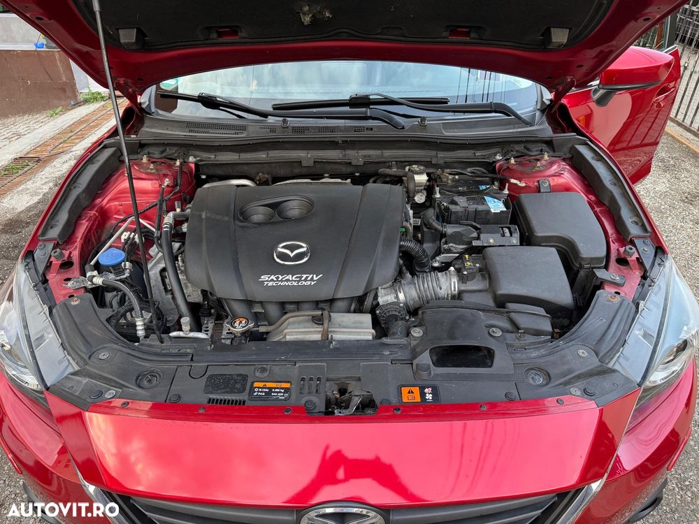 Mazda 3 SKYACTIV-G 120 NAKAMA - 32