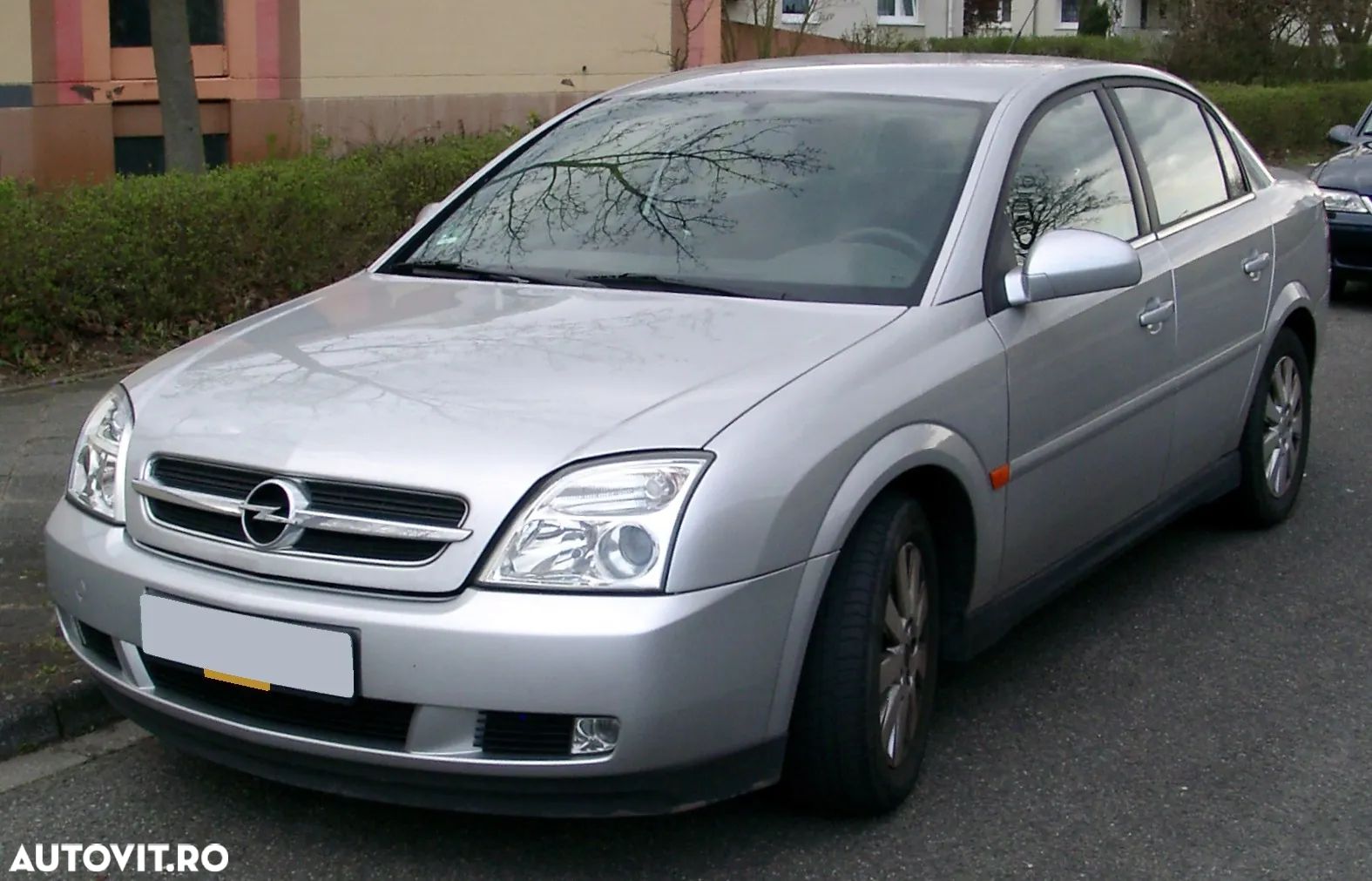 Dezmembrez Opel Vectra C - 1