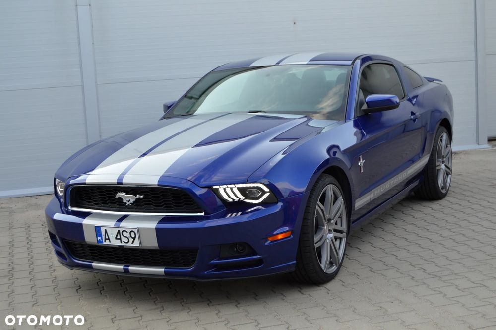 Ford Mustang - 2