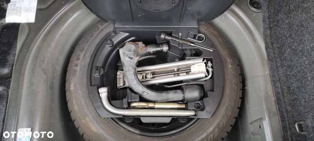 Volkswagen Polo 1.9 TDI DPF Tour Edition - 37
