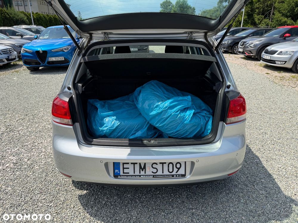 Volkswagen Golf 1.6 United - 31