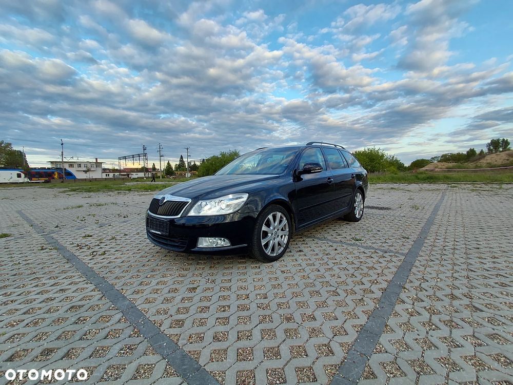 Skoda Octavia 1.6 TDI DPF Elegance - 2