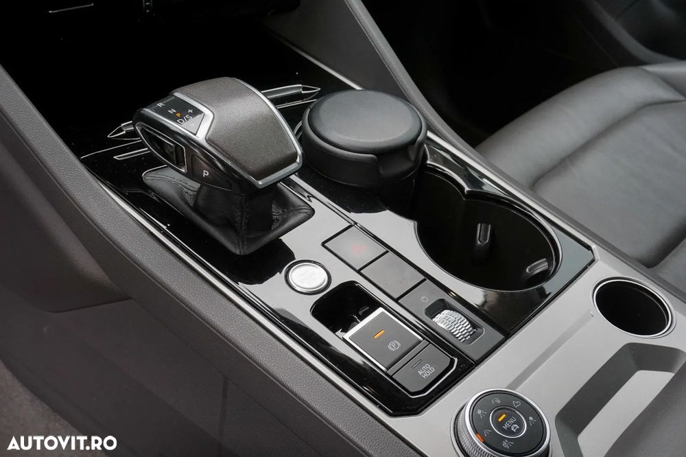 Volkswagen Touareg V6 TDI Elegance - 4