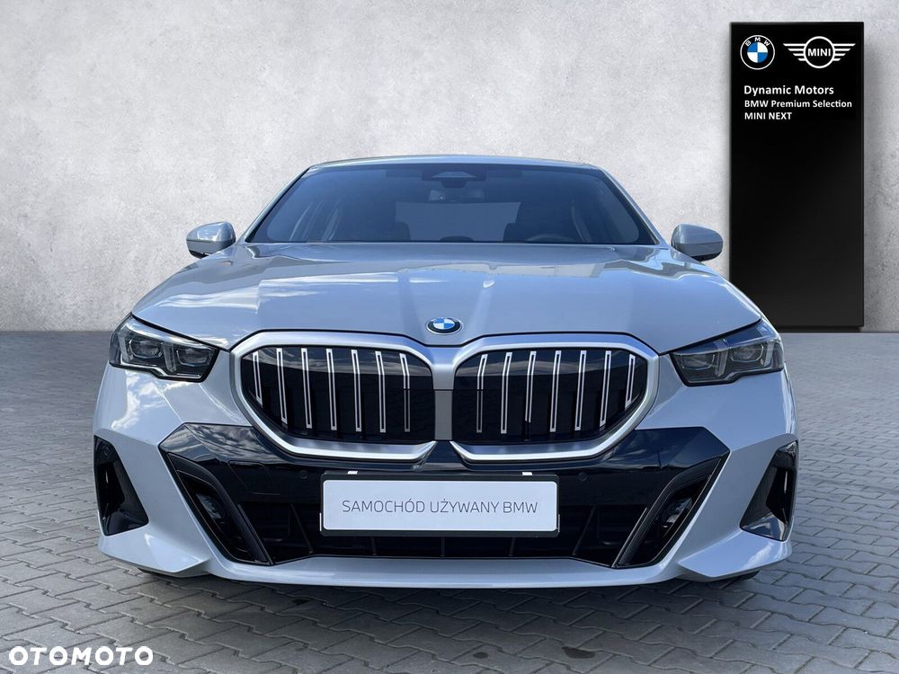 BMW Seria 5 520d xDrive mHEV M Sport - 8