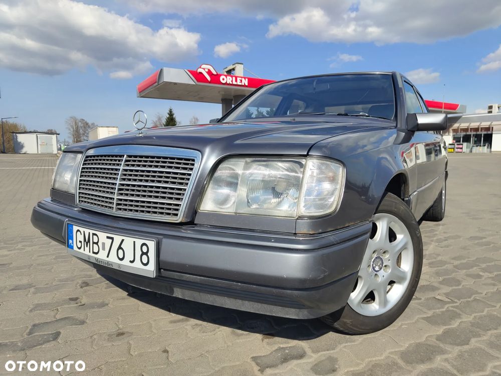 Mercedes-Benz W124 (1984-1993) - 27