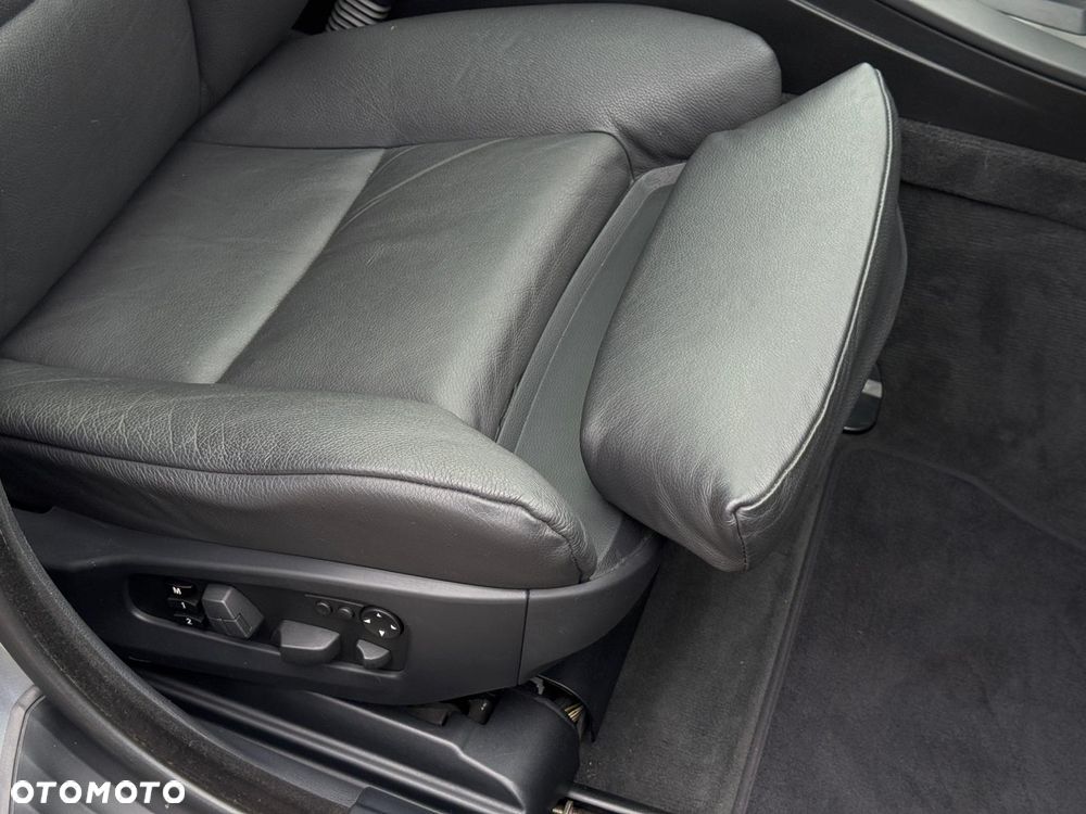 BMW Seria 5 530d - 29