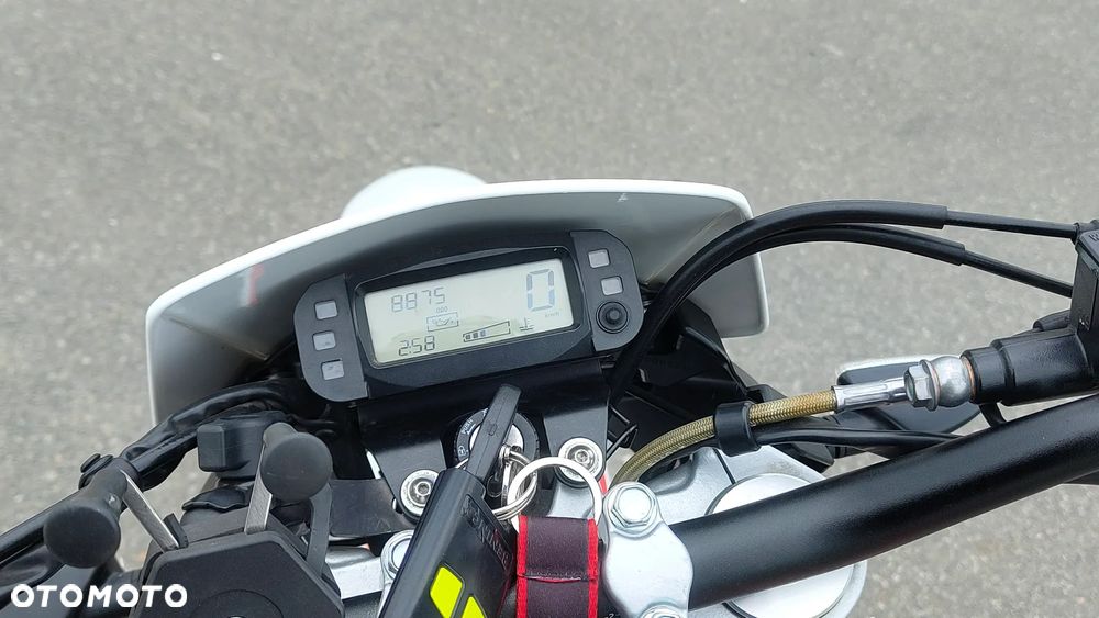 Aprilia SX - 8