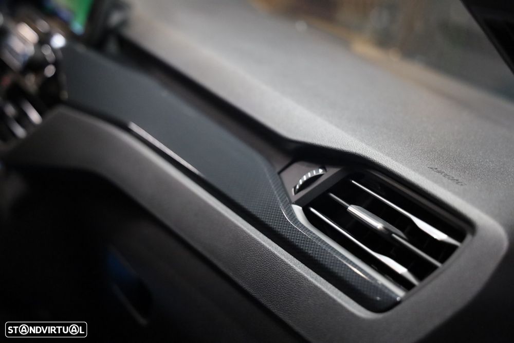 Ford Kuga 2.5 PHEV ST-Line X - 33