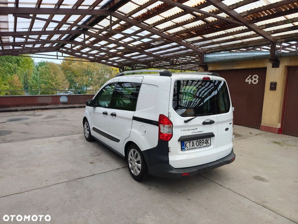 Ford Tourneo Courier 1.0 EcoBoost S&S Trend - 3
