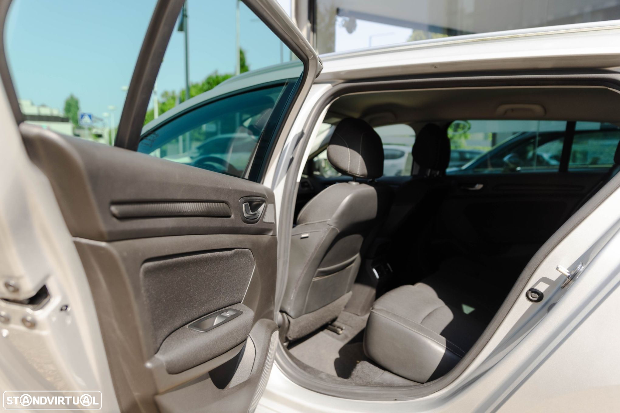 Renault Mégane 1.5 Blue dCi Limited - 16