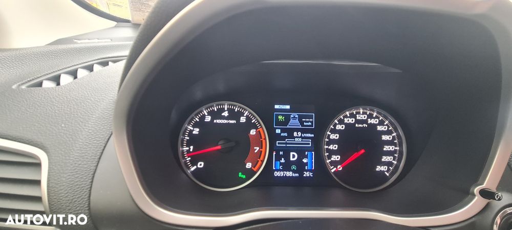 Mitsubishi Eclipse-Cross 1.5-litre 16-valve DOHC MIVEC 4X4 Instyle+ Aut. - 8