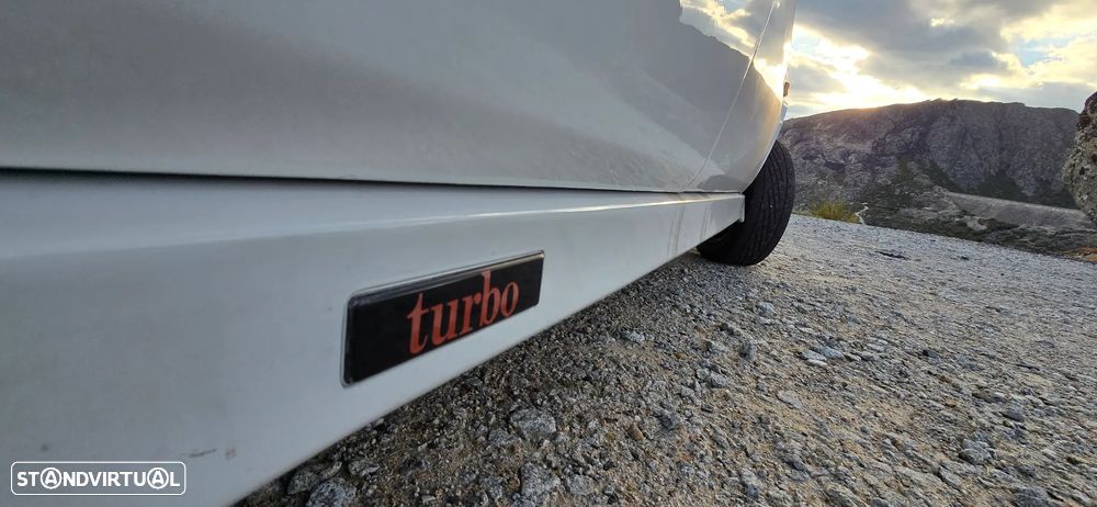 Lancia Delta 1.6 HF Turbo - 16