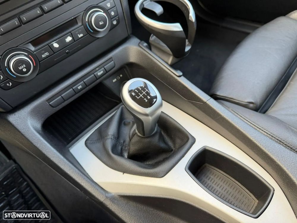 BMW X1 18 d xDrive - 22