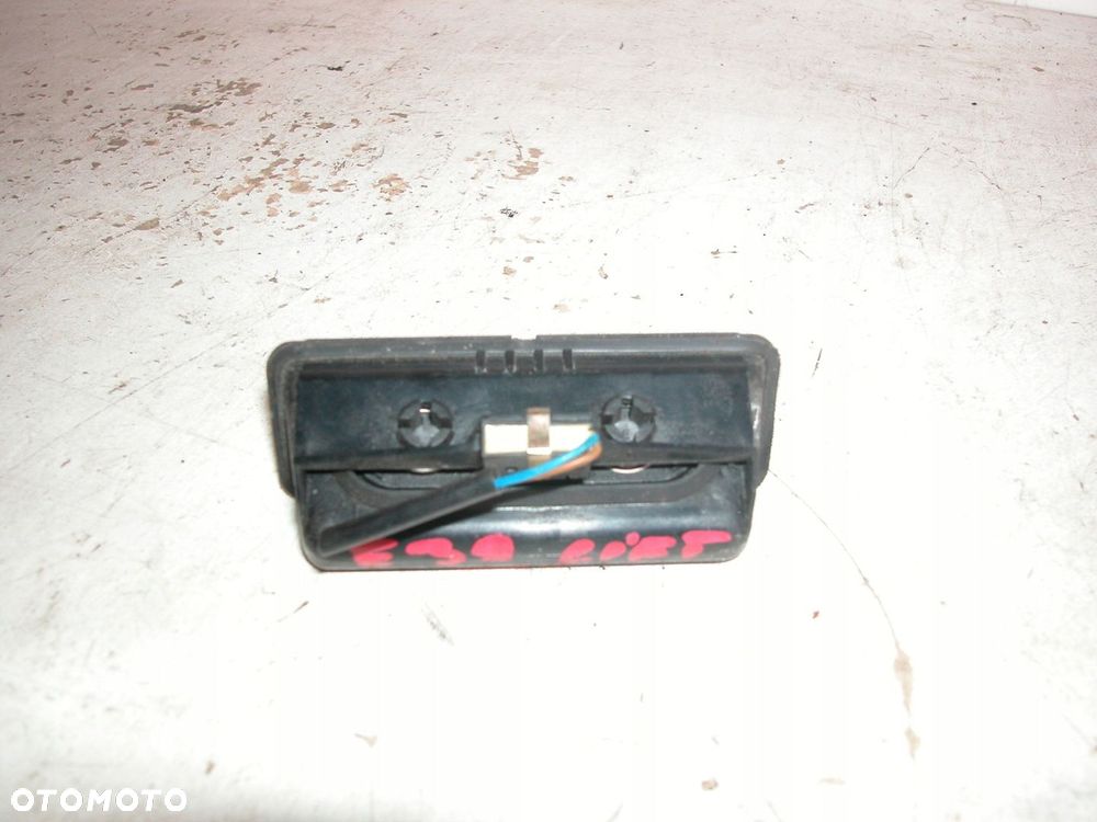 BMW E39 LIFT KLAMKA MIKROSTYK KLAPY TYLNEJ - 3
