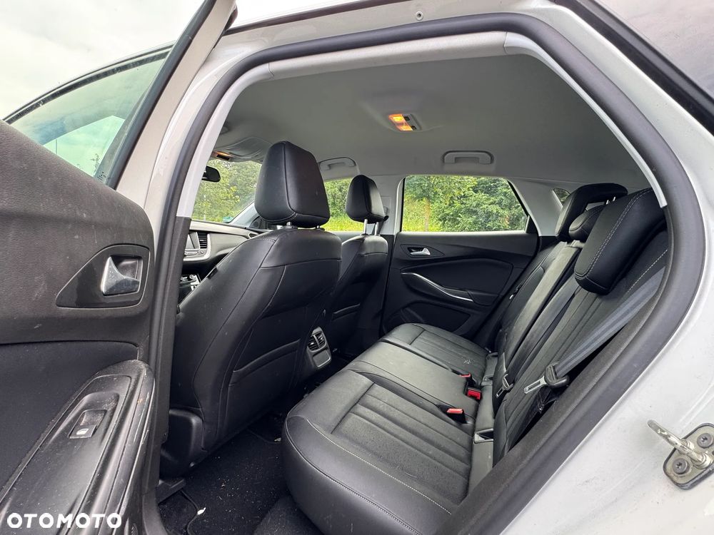 Opel Grandland X 1.6 Start/Stop Automatik Business INNOVATION - 36