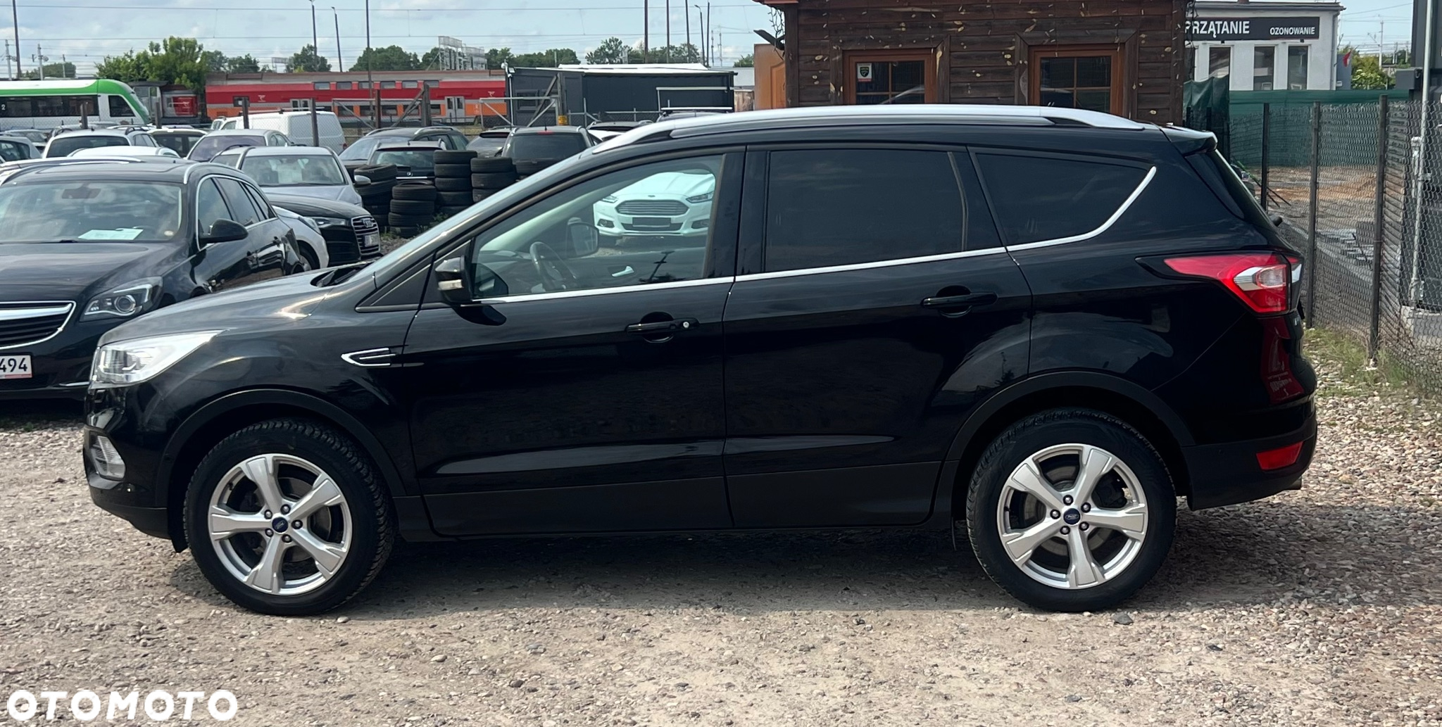 Ford Kuga 1.5 EcoBoost FWD Titanium - 4