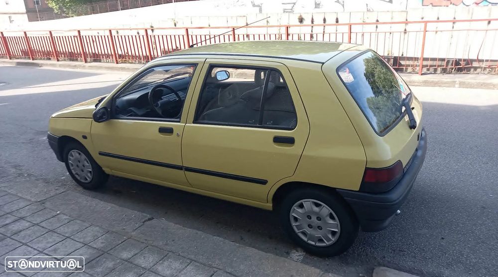Renault Clio 1.2 RN - 13