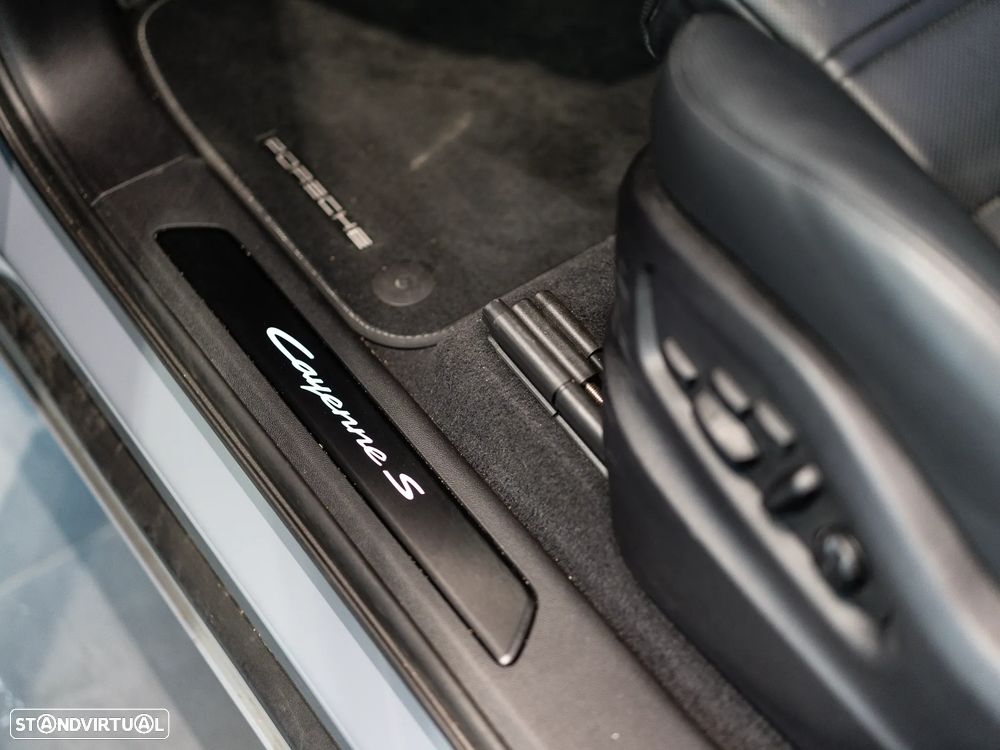 Porsche Cayenne Coupé S E-Hybrid Tiptronic S - 49