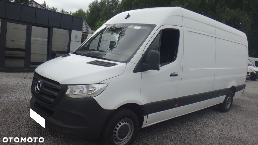 Mercedes-Benz Sprinter - 3