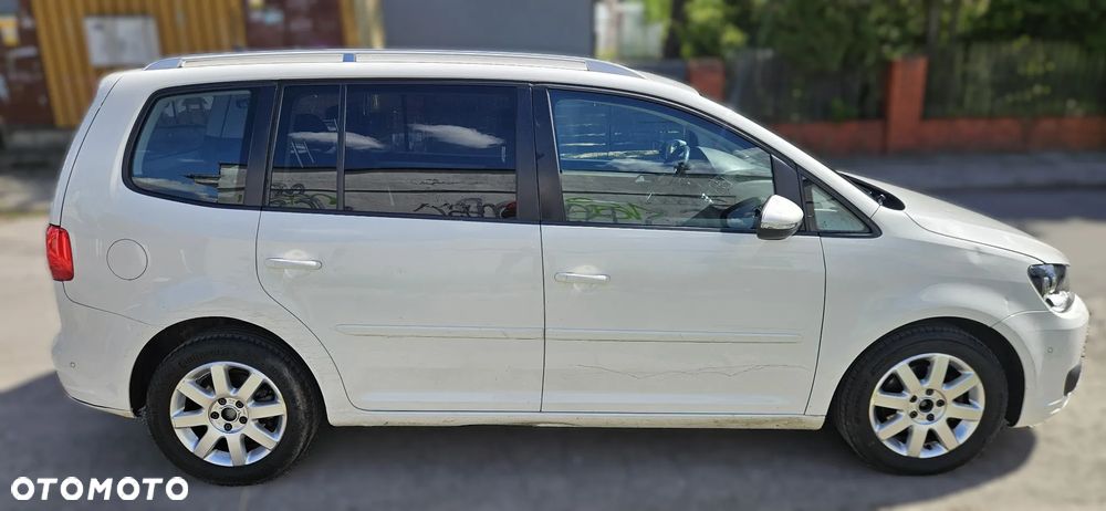 Volkswagen Touran 1.6 TDI DPF BlueMotion Technology DSG Life - 9