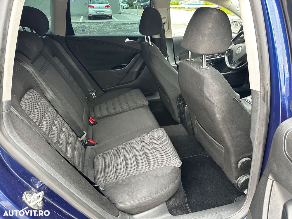 Volkswagen Passat 2.0 TDI Highline DPF - 11